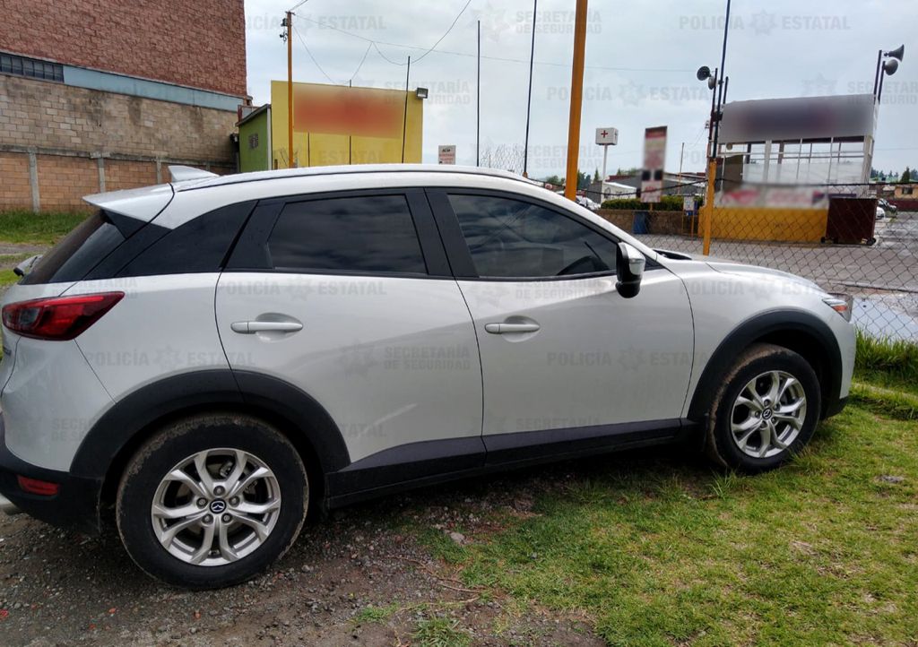 El auto tenía placas de Querétaro. (Especial)