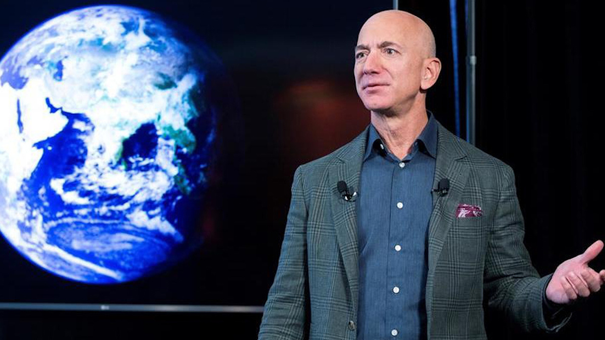 Jeff Bezos viajará al espacio en primer cohete turístico de Blue Origin el próximo 20 de julio