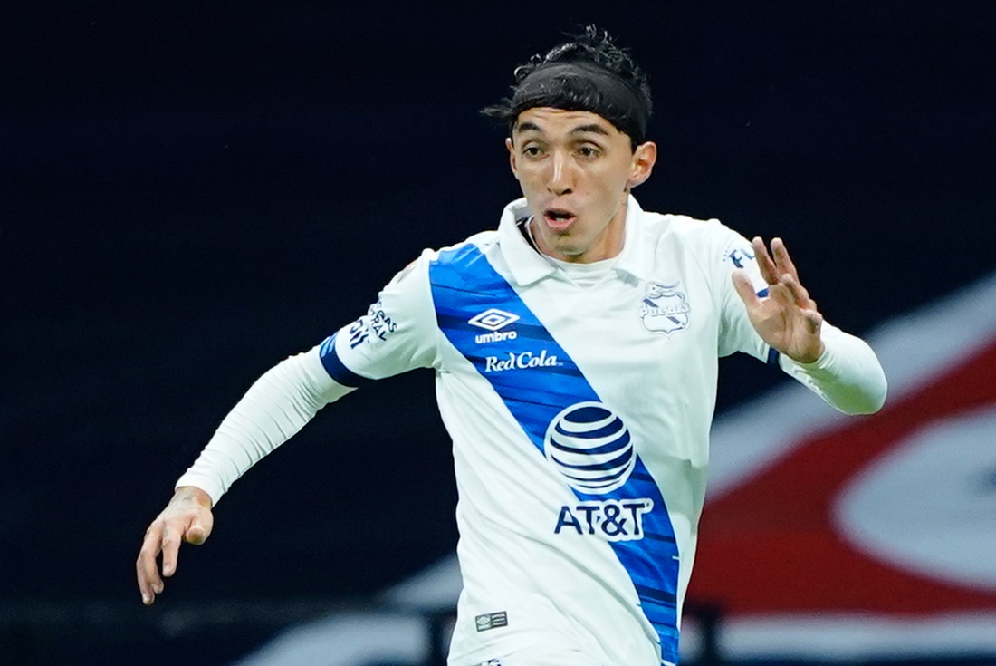 Omar Fernández, deja el Puebla y es nuevo jugador del León (Imago7)
