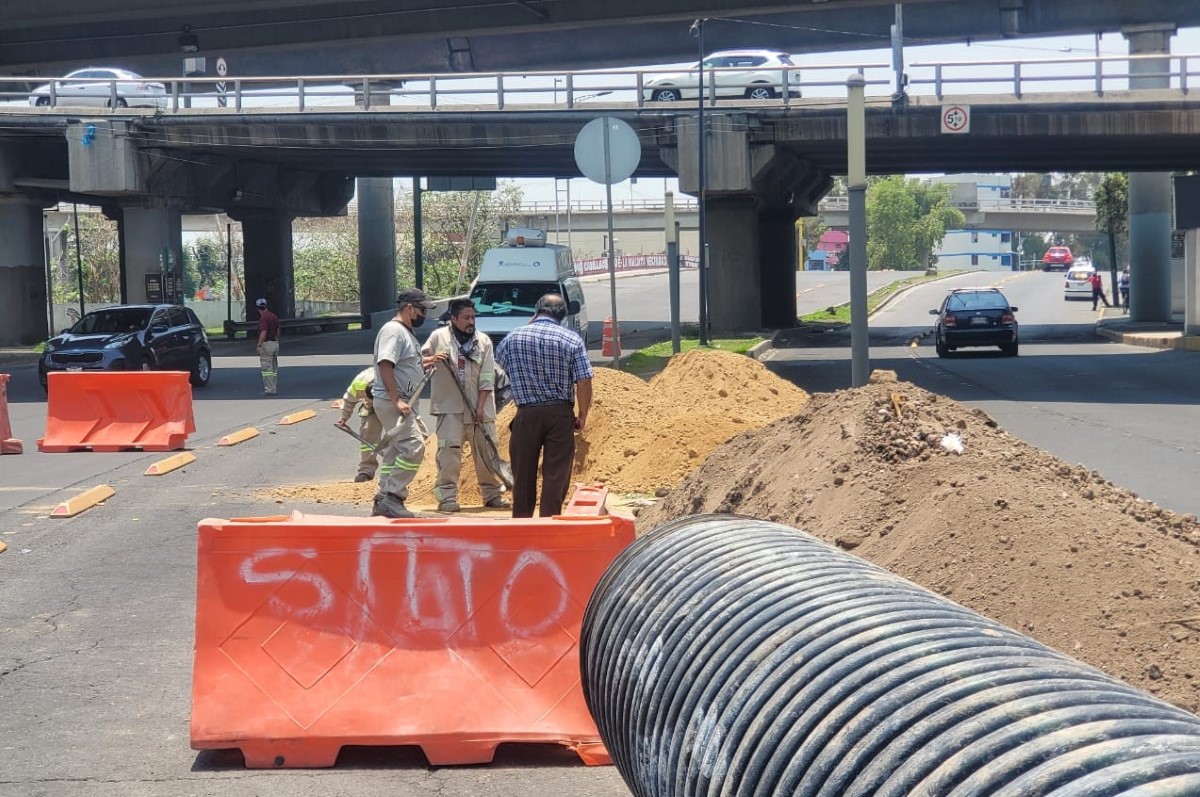El socavón se abrió en el cruce de Eje 1 Norte.  | Ramón Ramírez