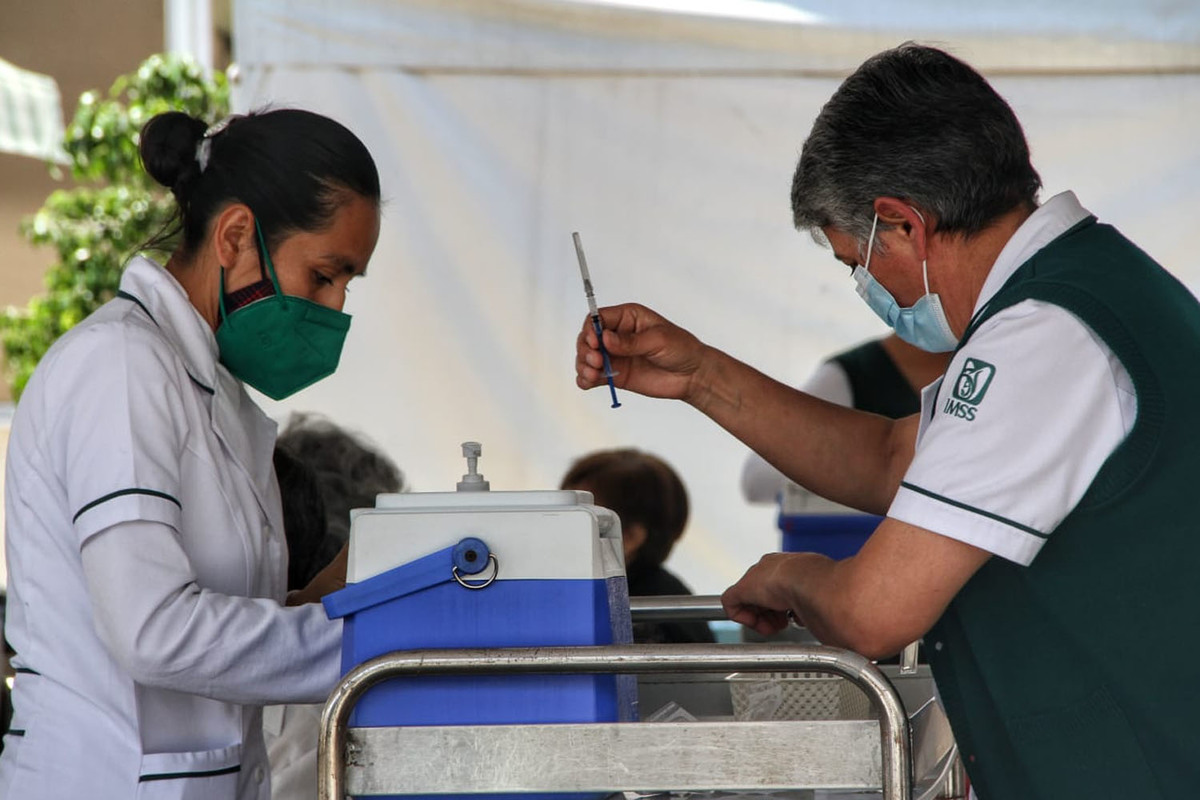 Vacunación en Puebla. (Melanie Torres)