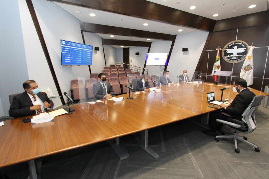 Disputan 10 aspirantes magistratura del TSJ. Foto: Especial.