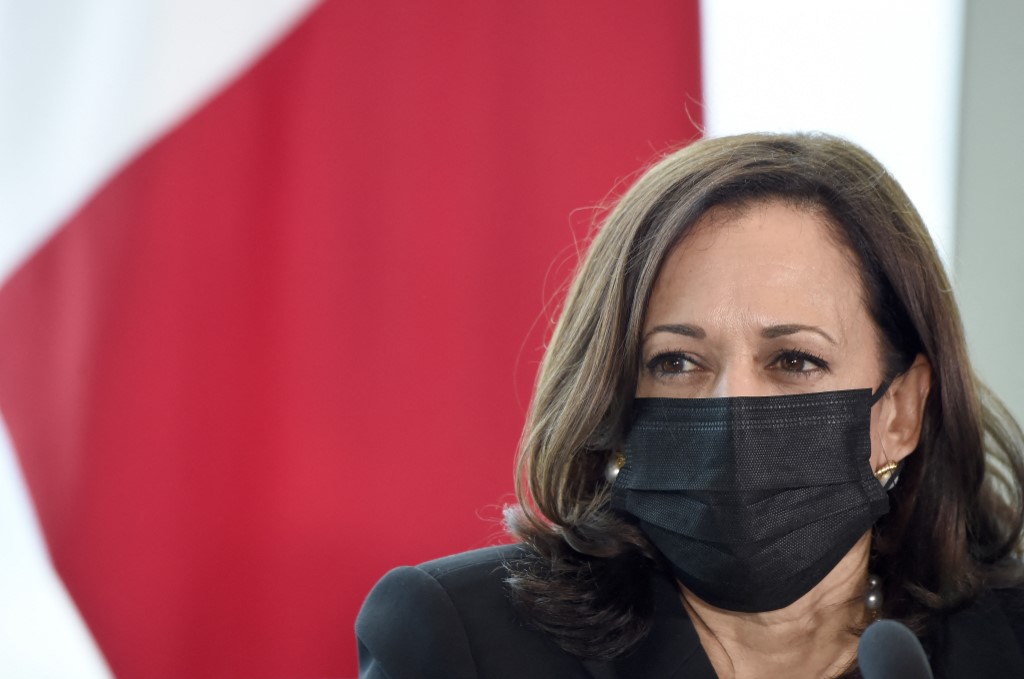 Kamala Harris durante su visita a México. (AFP)