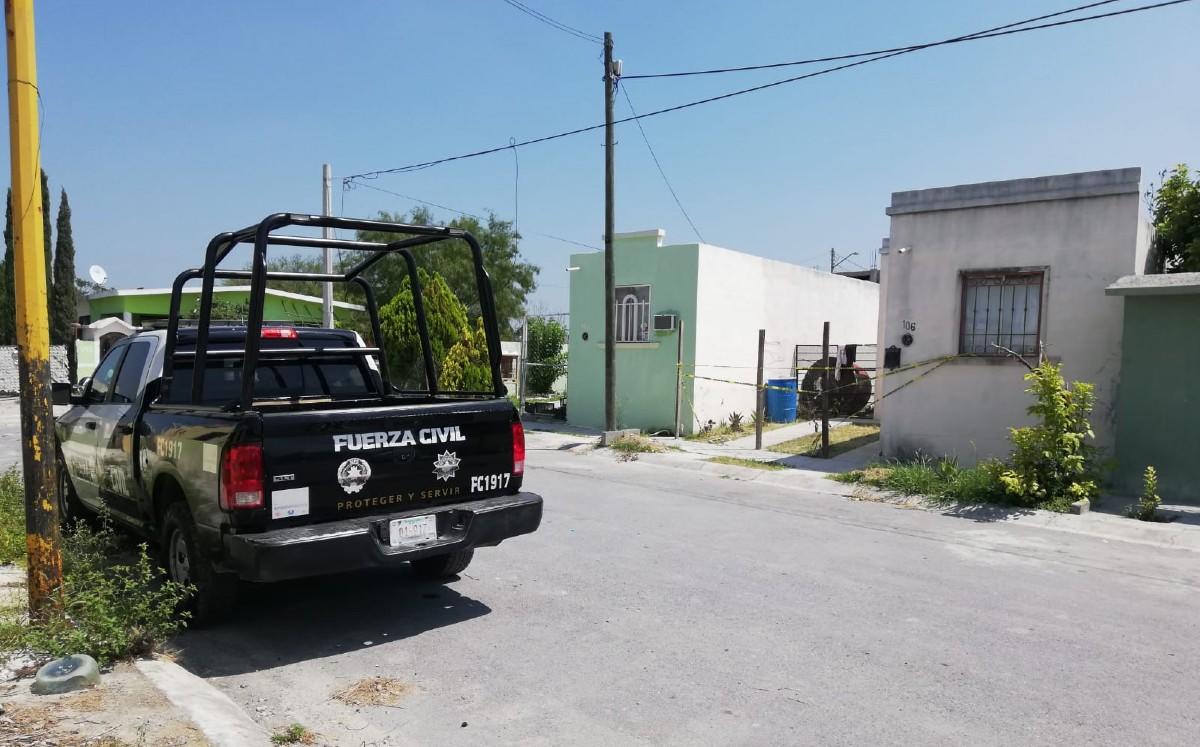 Mujer es asesinada a balazos en Ciénega de Flores. Foto: Agustín Martínez.