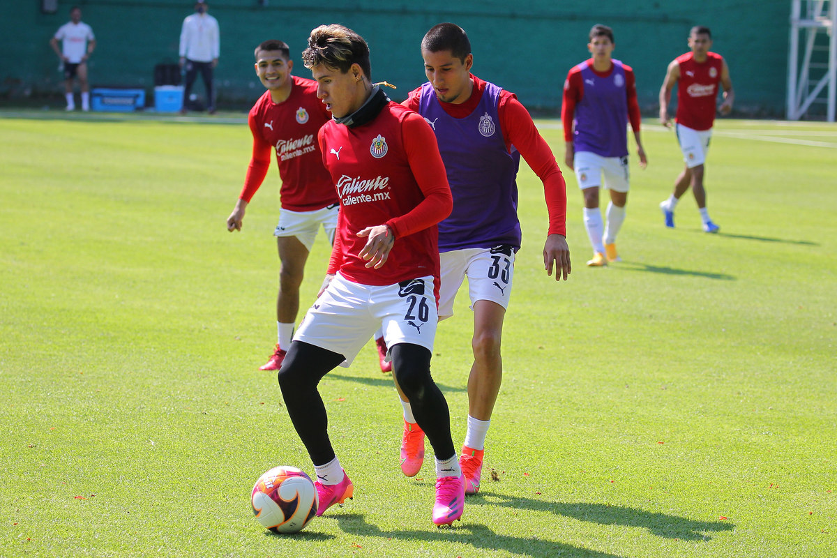 28 jugadores de Chivas viajaron. (Cortesía)