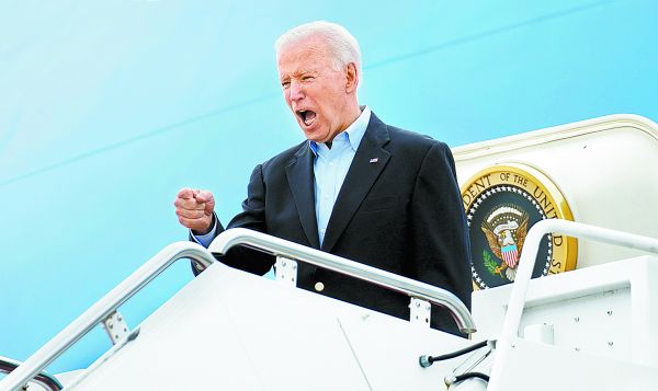 Los legisladores acusan a Joe Biden de no resolver una larga batalla sobre impuestos digitales. Kevin Lamarque/Reuters