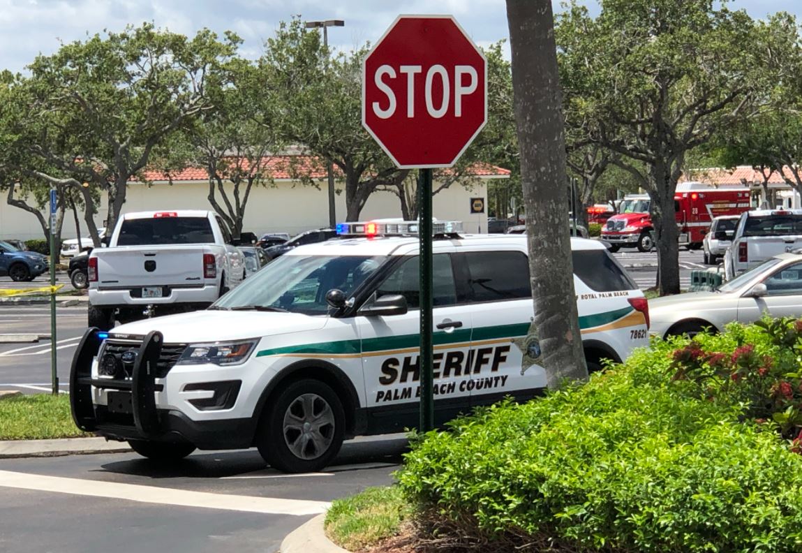 Un niño murió en el tiroteo en centro comercial de Florida, EU. (Foto publicada por WPEC News)