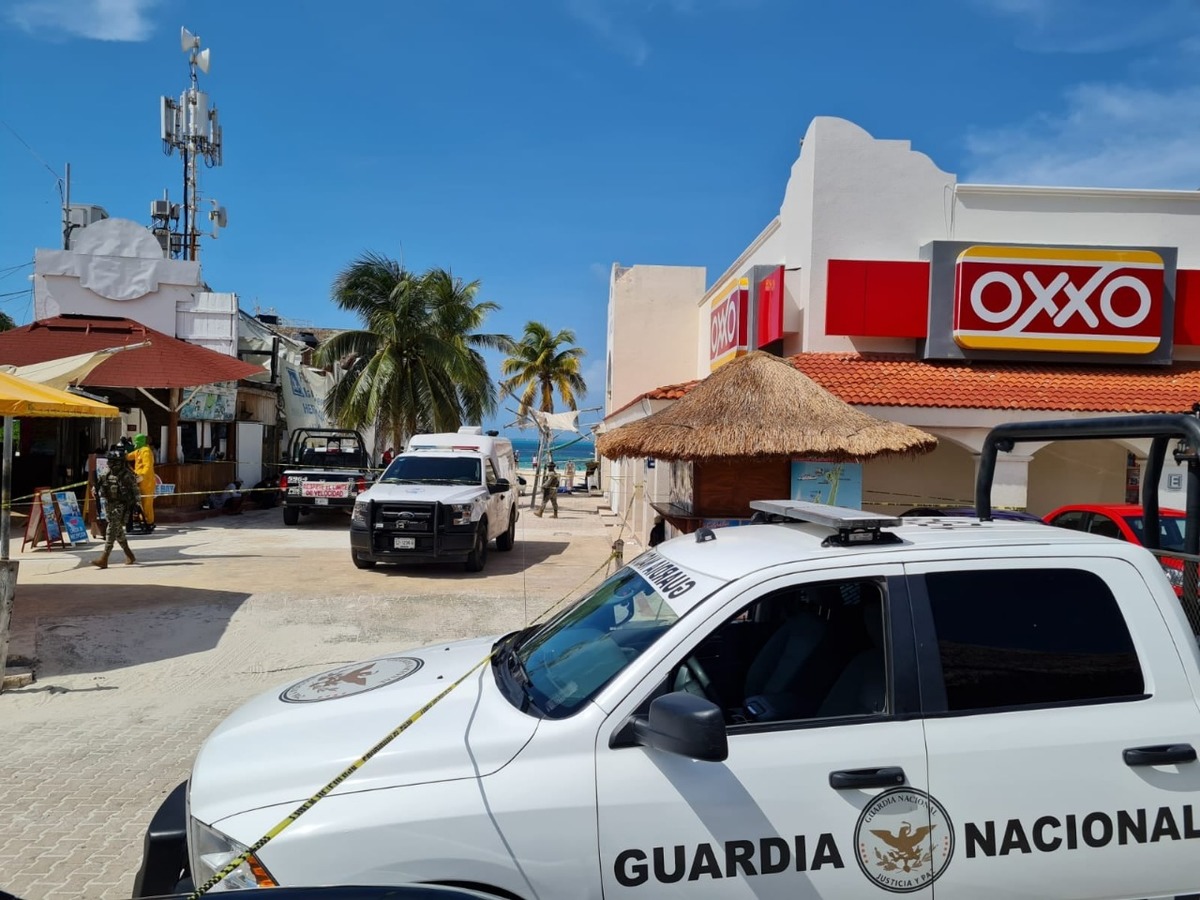 Elementos de la Marina y de la SSP acordonaron el área. (Especial)