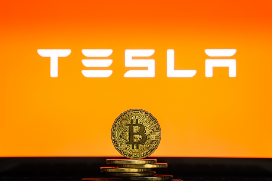 Musk también dijo que Tesla vendió alrededor de 10% de sus tenencias de bitcoins. (Shutterstock)