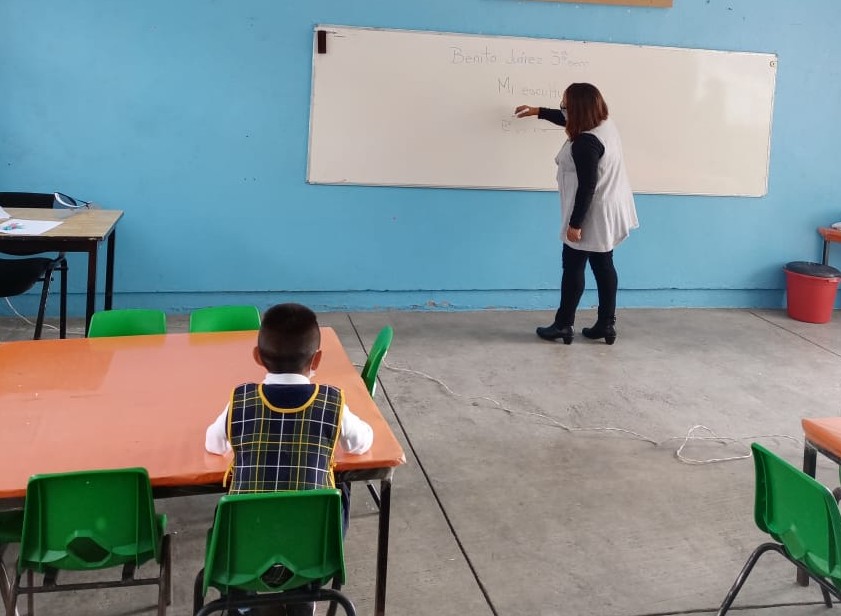 El resto de alumnos sigue en clases a distancia. (Especial)