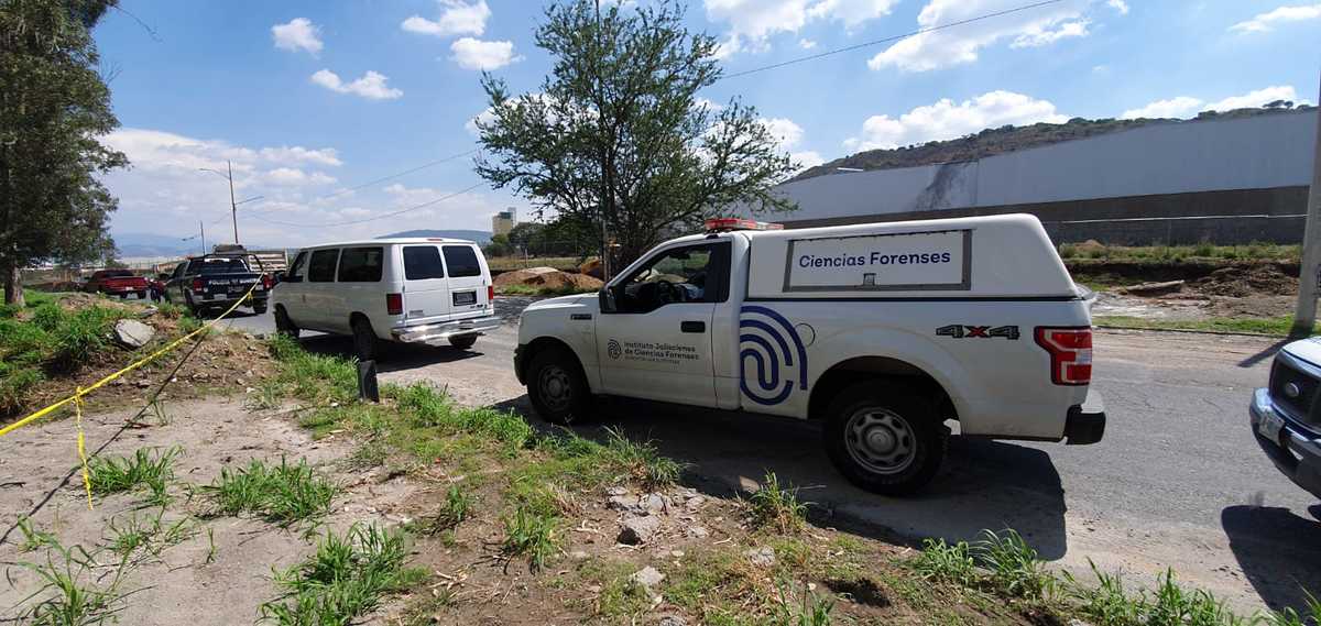 Hallan cádaver de una mujer al interior de un canal de Zapopan (Juan Carlos Munguía)