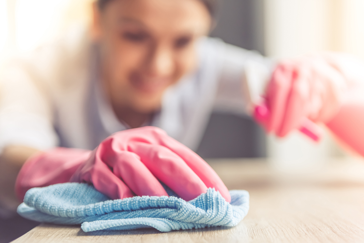 La OIT contabiliza 75.6 millones de trabajadores domésticos en el mundo | Shutterstock
