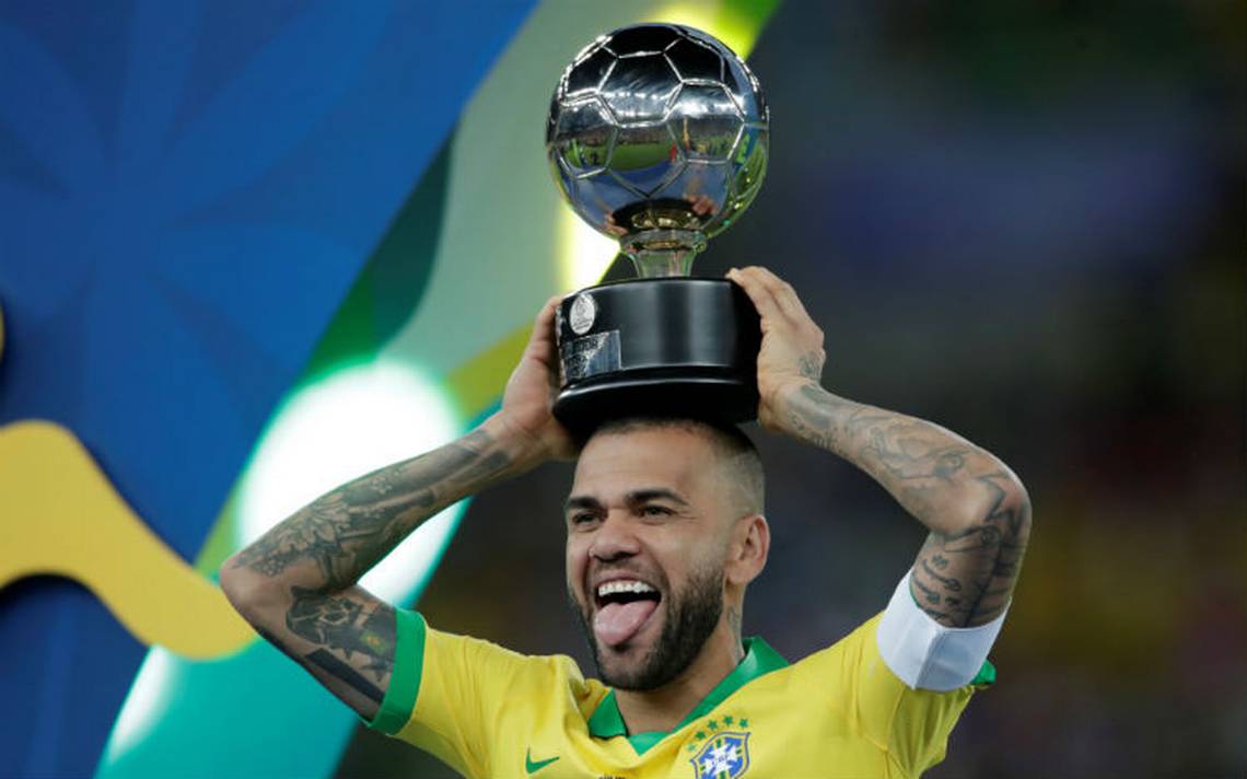 Dani Alves (Reuters)