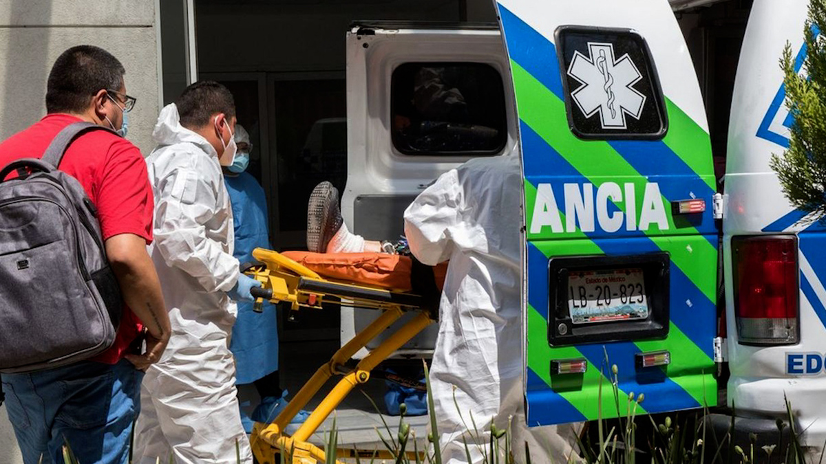 Exceso de muertes por covid-19 en México cae por primera vez
