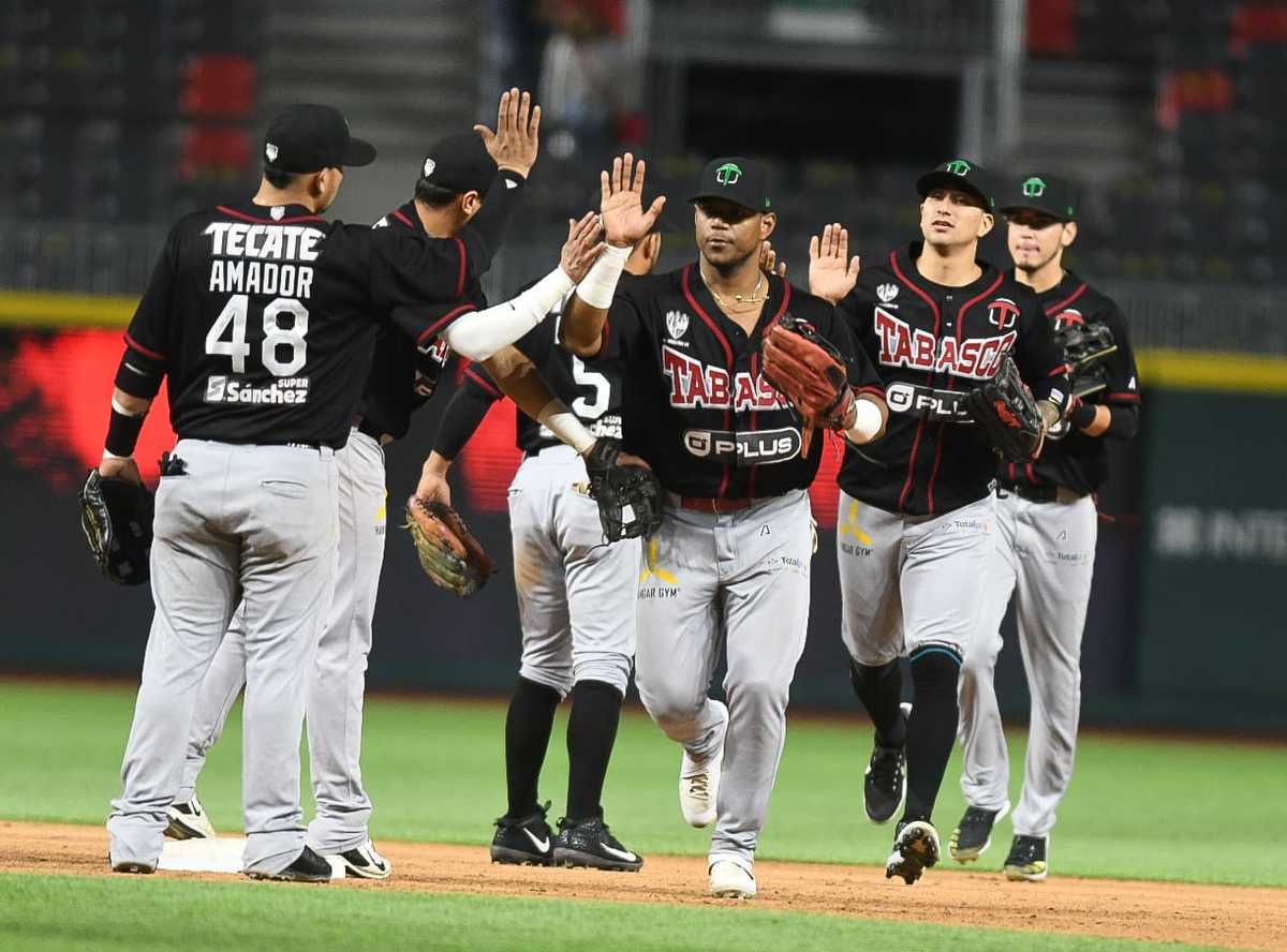 Olmecas de Tabasco derrotan a Diablos Rojos y empata la serie (Enrique Gutiérrez | Diablos Rojos del México)