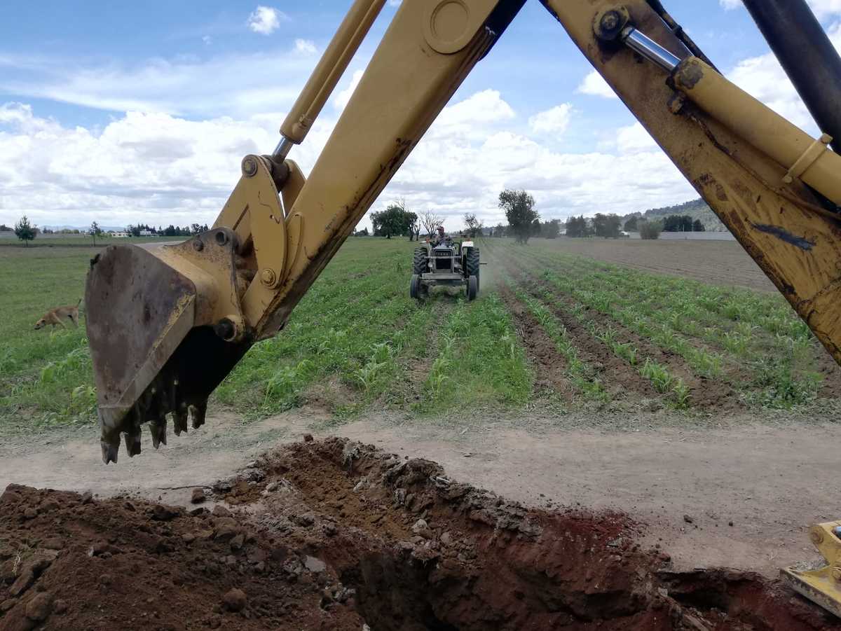 Socavón en Santa María Zacatepec | David Alvídrez