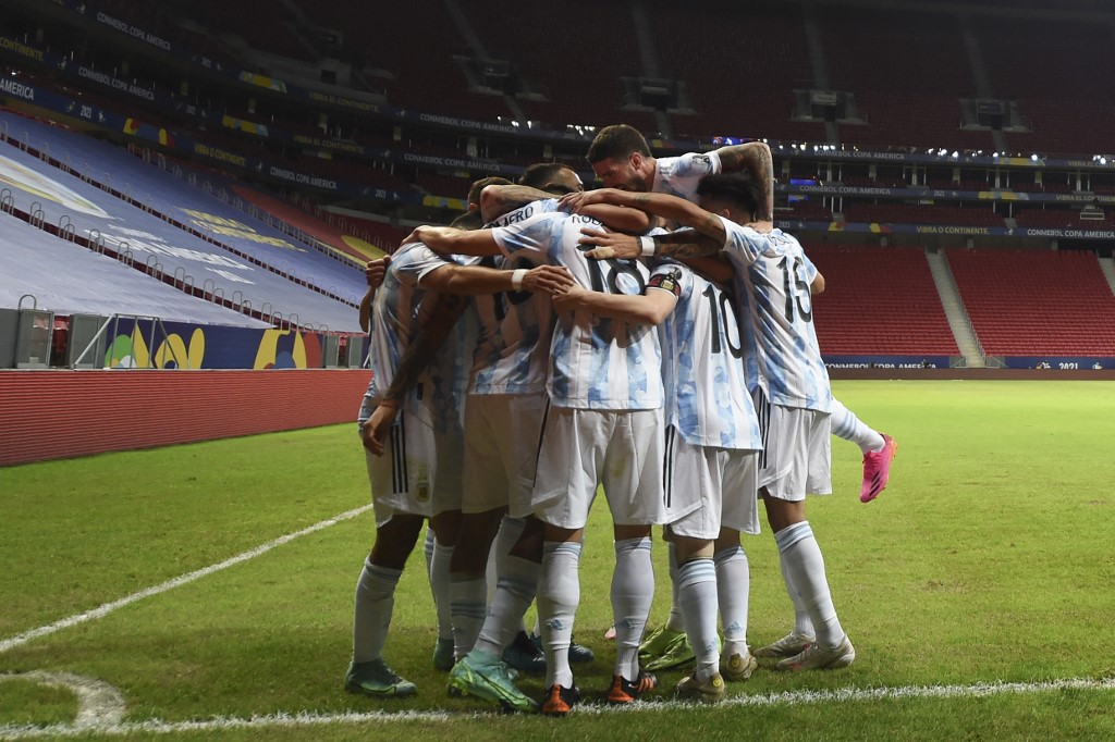 Argentina venció a Uruguay con gol de Guido Rodríguez (AFP)