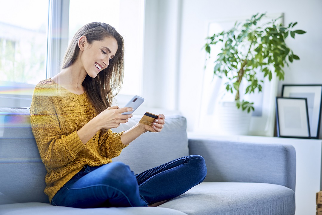Busca, ordena y recibe hasta la comodidad de tu hogar sin costo adicional. (GettyImages)