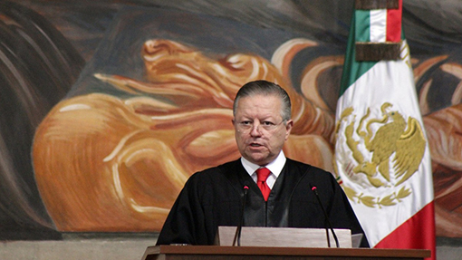 Juez desecha amparo contra extensión de mandato de Arturo Zaldívar