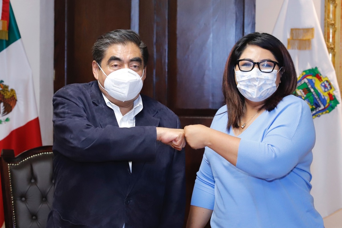 Miguel Barbosa y Genoveva Huerta. (Especial)