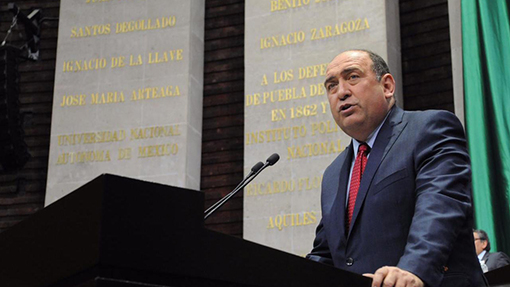Rubén Moreira es nombrado coordinador de diputados del PRI