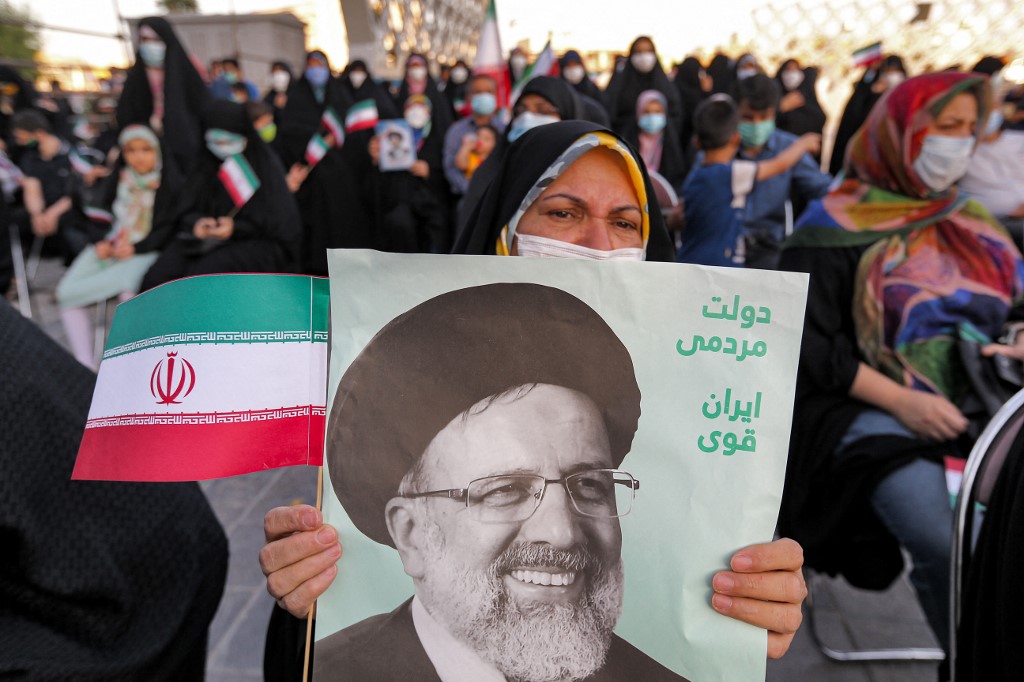 Ebrahim Raisi ganó en primera vuelta las elecciones presidenciales de Irán. (AFP)