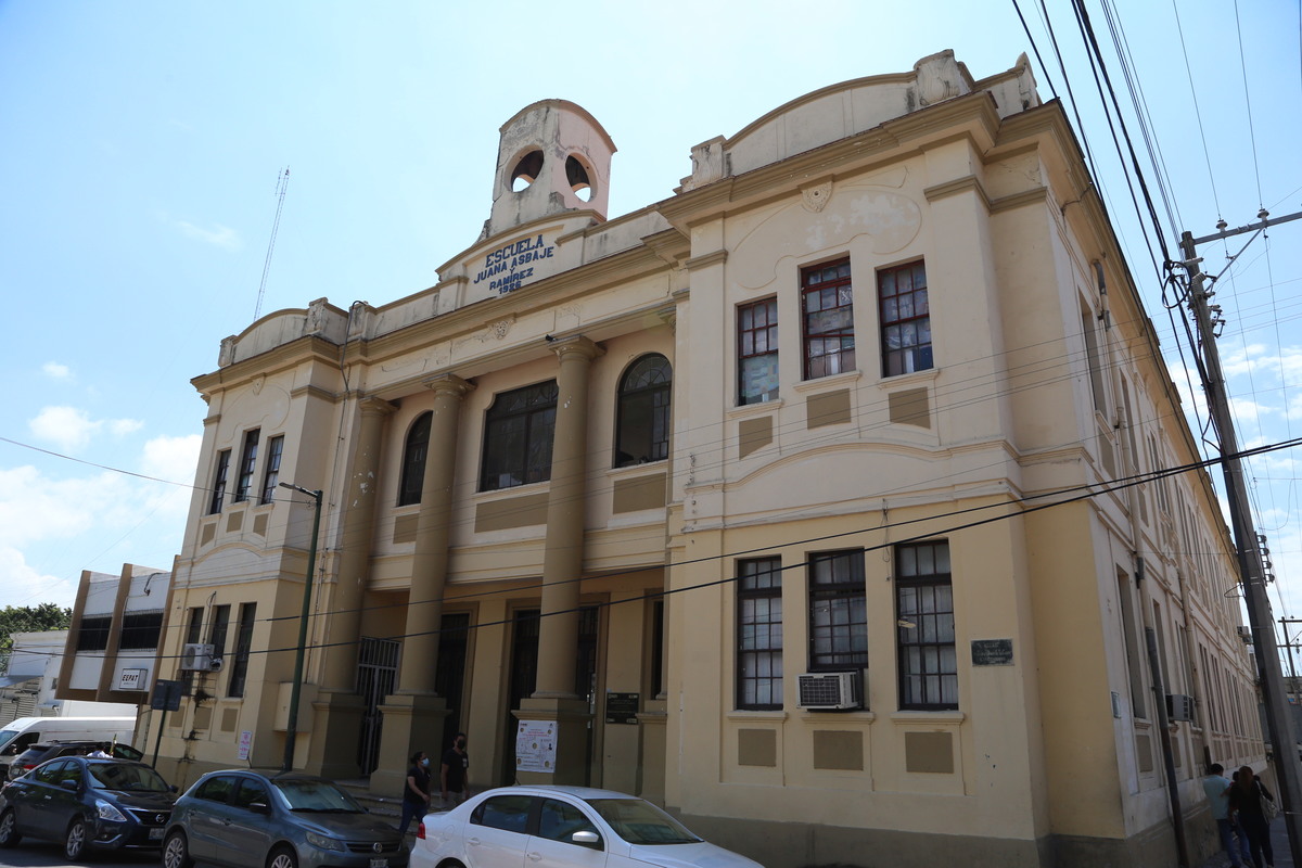 https://cdn.milenio.com/uploads/media/2021/06/19/escuelas-antiguas-tampico-juana-asbaje.JPG