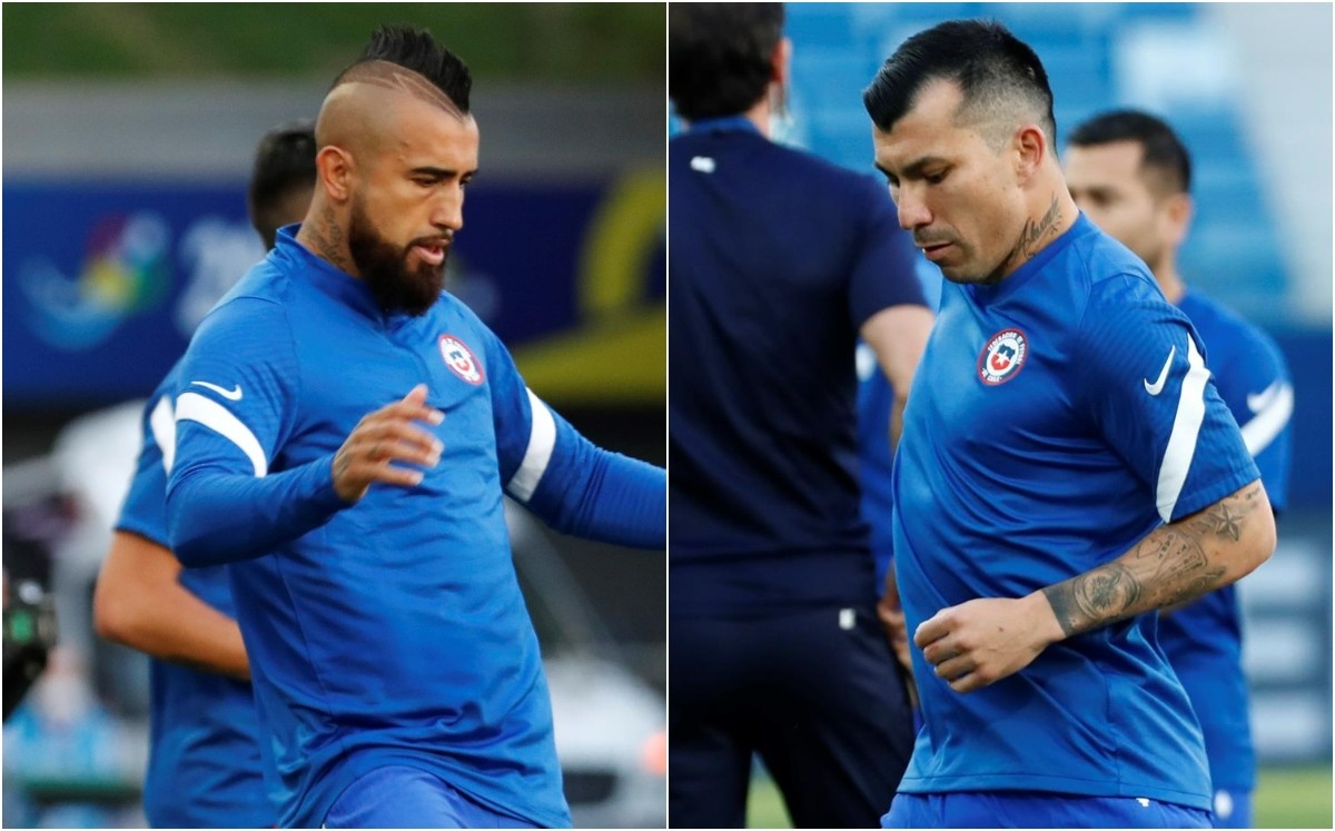 Arturo Vidal y Gary Medel (EFE)