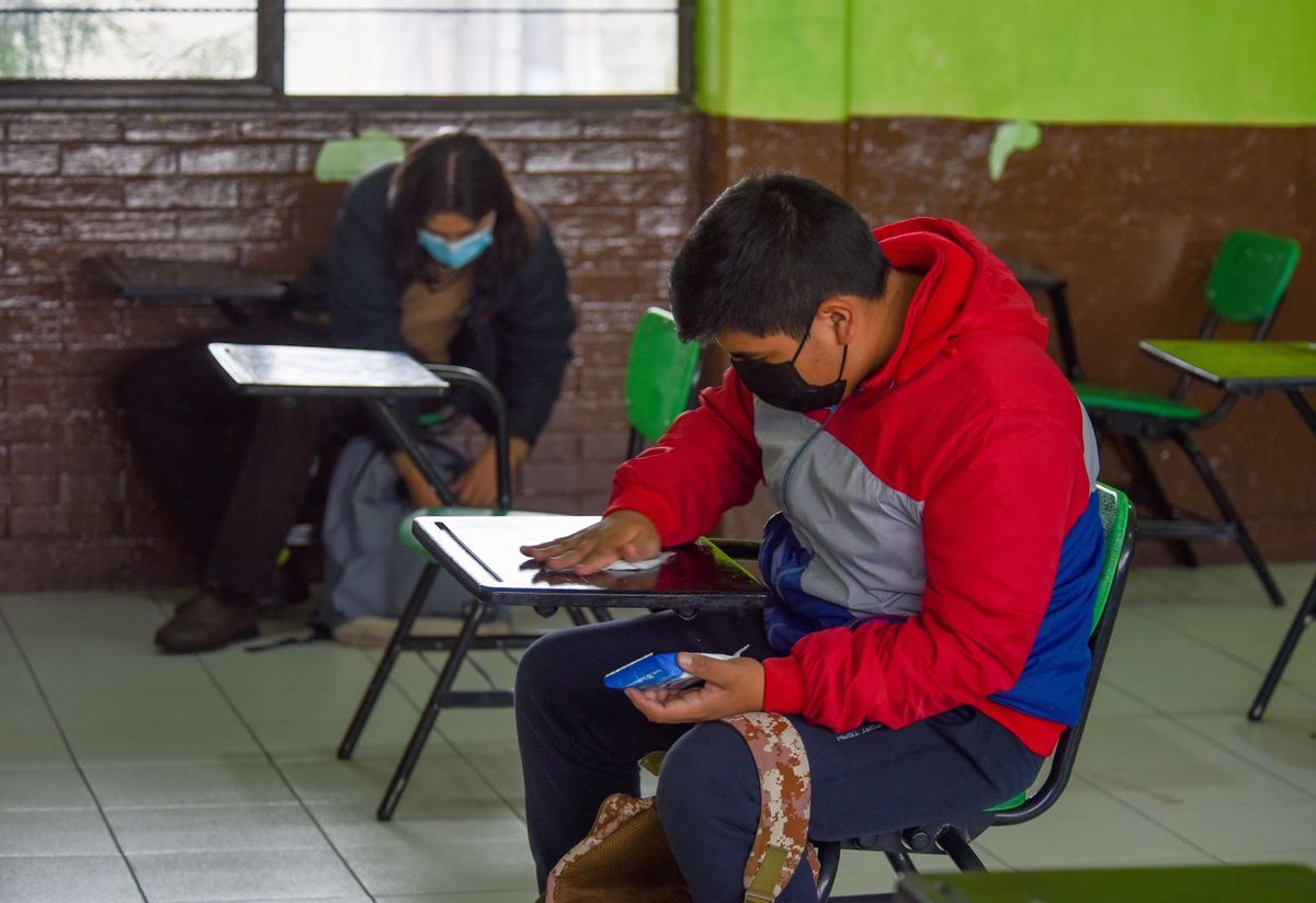 El regreso a clases será valorado antes de iniciar, informó el gobernador de Oaxaca. (Cuartoscuro)