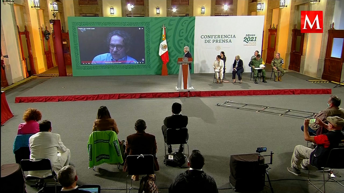 AMLO critica a Quadri por querer cancelar aeropuerto de Santa Lucía