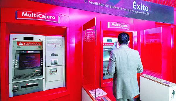 Los delincuentes aprovechan fallas en los programas de entrega de billetes. Araceli López