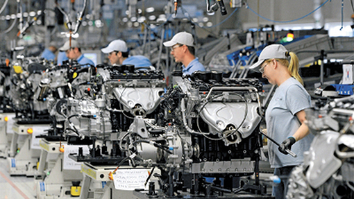 Empleo en industria manufacturera avanza 2.4% en abril: Inegi