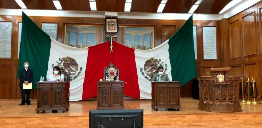 Además dieron a conocer dos iniciativas de ley con las cuales suman ya mil 354 las recibidas en esta Legislatura.