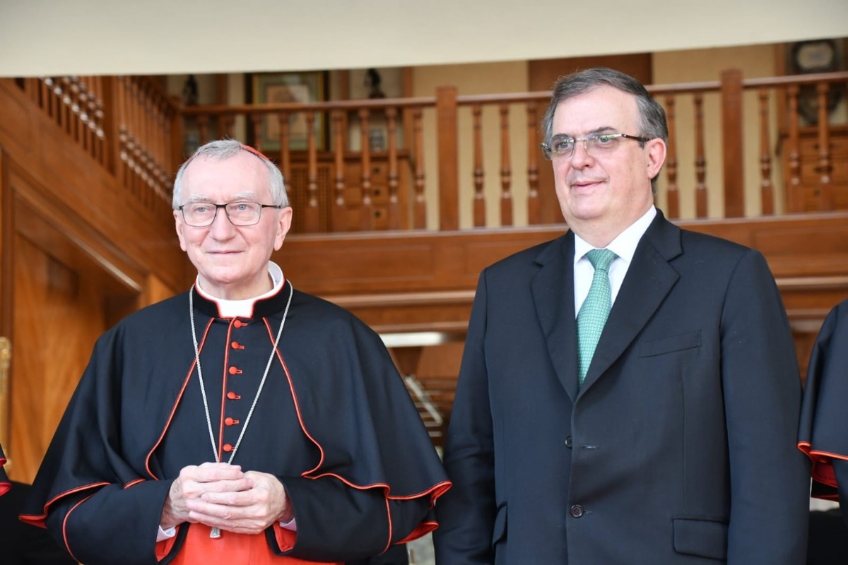 Marcelo Ebrard y Pietro Parolin.| Especial