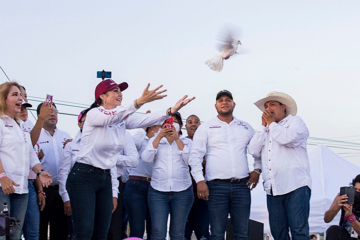 Carmen Lilia Canturosas, candidata a la alcaldía de Nuevo Laredo por Morena. (Cortesía)