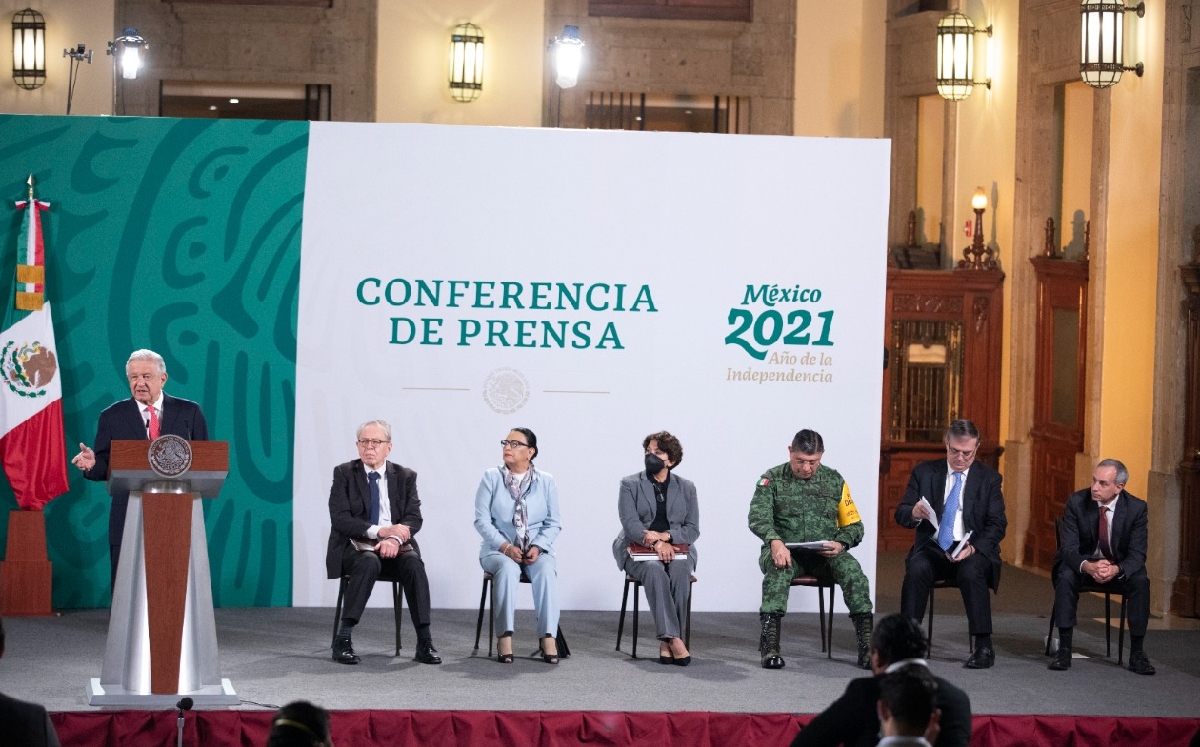 El Presidente junto a integrantes de su gabinete durante la conferencia mañanera. (Cortesía)