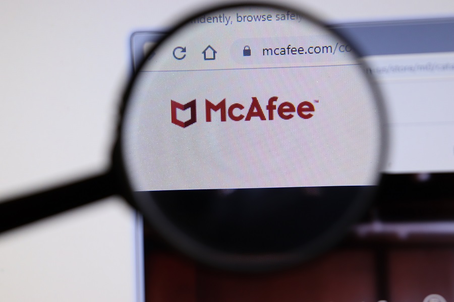 John McAfee fue arrestado el pasado octubre en el aeropuerto de El Prat, en Barcelona. (Shutterstock)