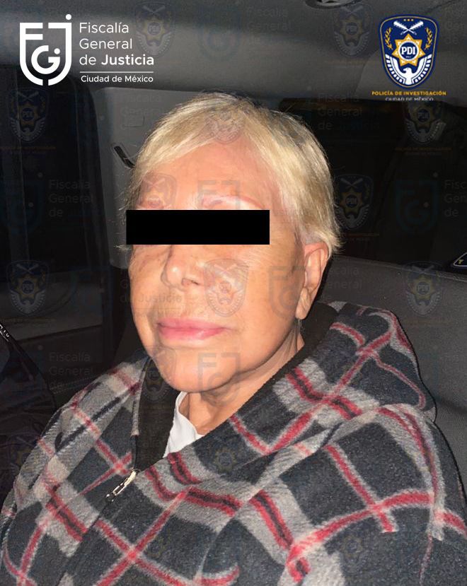 Alejandra Barrios, madre de la lideresa de comerciantes ambulantes, Diana Sánchez Barrios. (Tomada de @FiscaliaCDMX)