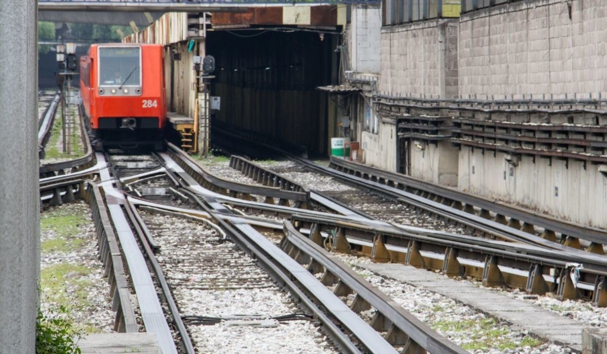 El hombre fue detectado en vías del Metro Oceanía. | Cuartoscuro