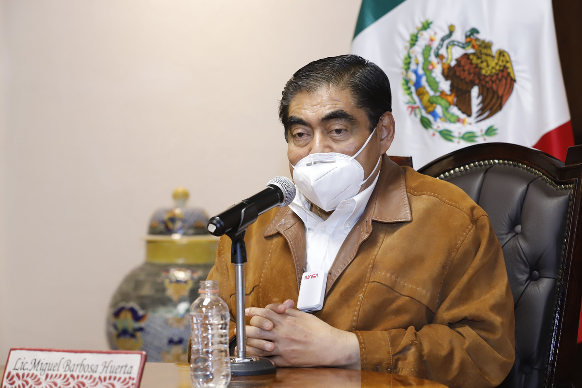 Miguel Barbosa Huerta, gobernador de Puebla. (Especial)