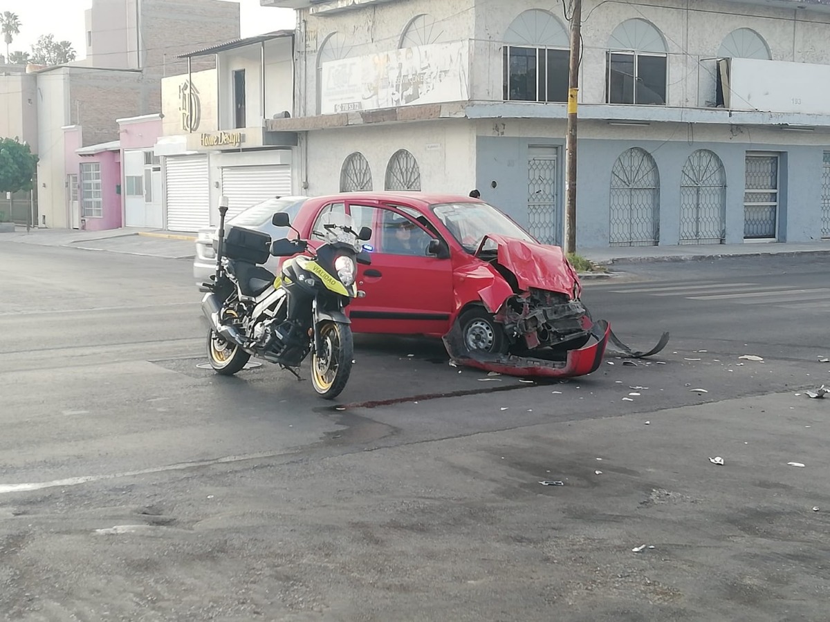 Dirección de Tránsito reportó este percance alrededor de las 07:30 horas de este viernes. (Milenio Digital)