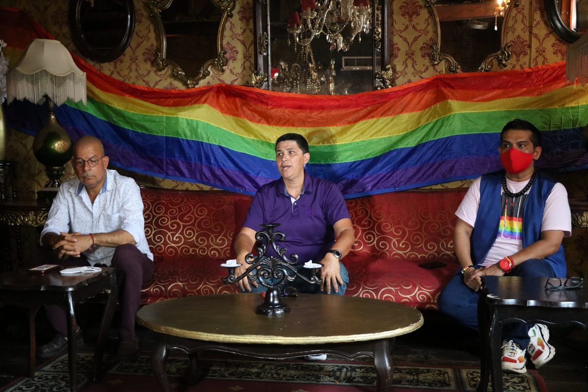 Previo a la marcha del orgullo, comunidad LGBT+ reclama al gobierno desaire. Foto: Leonel Rocha
