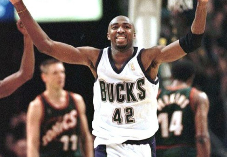 Vin Baker (Instagram: @therealvinbaker)