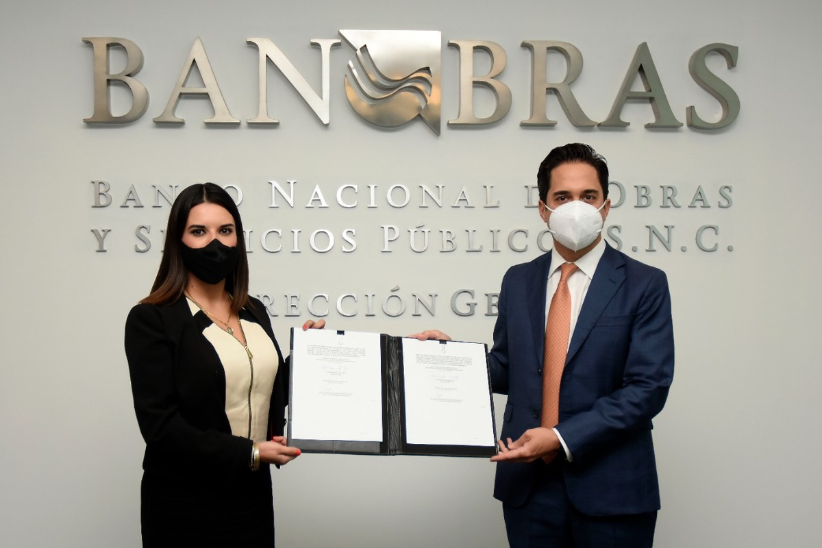 Se firmaron cuatro contratos con Banobras para mejorar las finanzas de Morelos. (Milenio Digital)