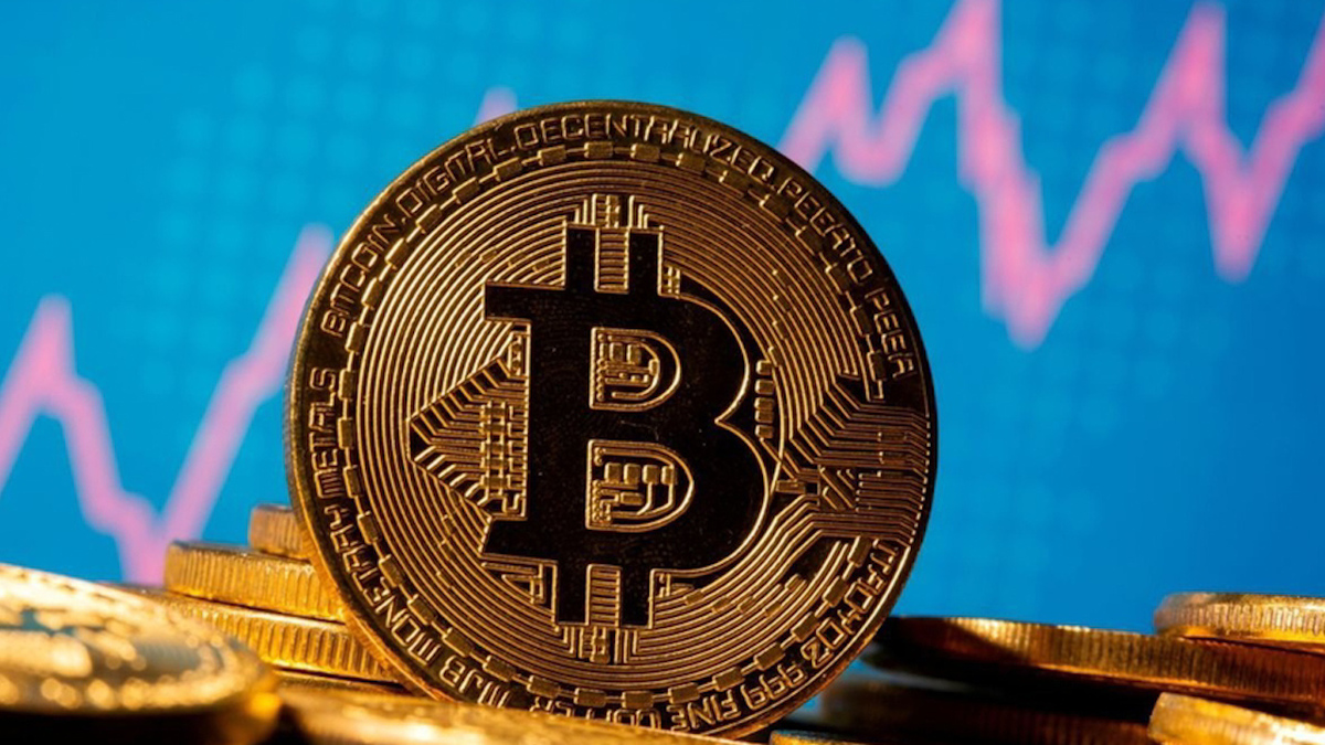 Banxico, Hacienda y CNBV dicen no a Banco Azteca; bancos no pueden operar bitcoins