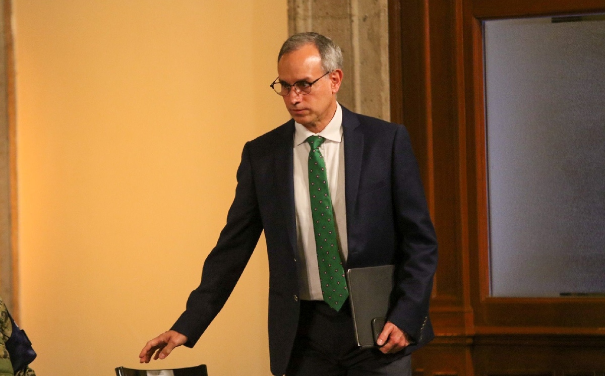 El funcionario a su llegada a la conferencia mañanera de hoy. (Cuartoscuro)