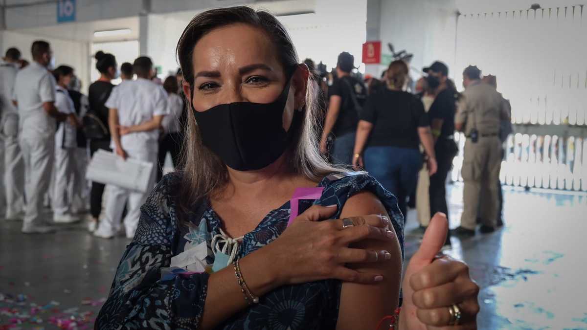 Cristina Ramos García, de 45 años de edad, recibió la tarde del miércoles 30 de junio la dosis 500 mil. (Cortesía)