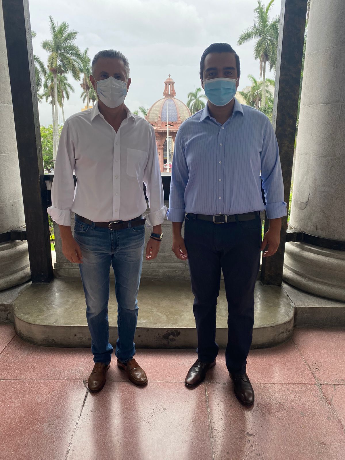 Jesús Nava, alcalde electo de Santa Catarina, se reunió con su homólogo de Tampico, Jesús Nader.