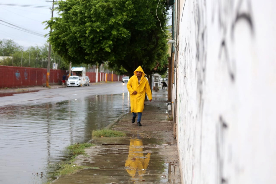 Lluvia en La Laguna. (Mauricio Román)