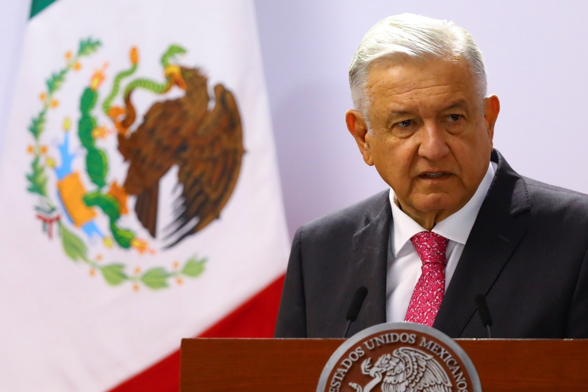 López Obrador en Palacio Nacional. | Reuters